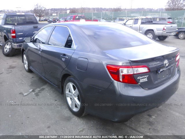 4T1BF1FK7EU440525 - 2014 TOYOTA CAMRY L/SE/LE/XLE 灰色 照片 6