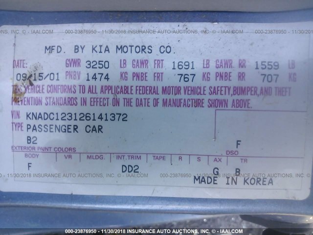 KNADC123126141372 - 2002 KIA RIO BLUE photo 9