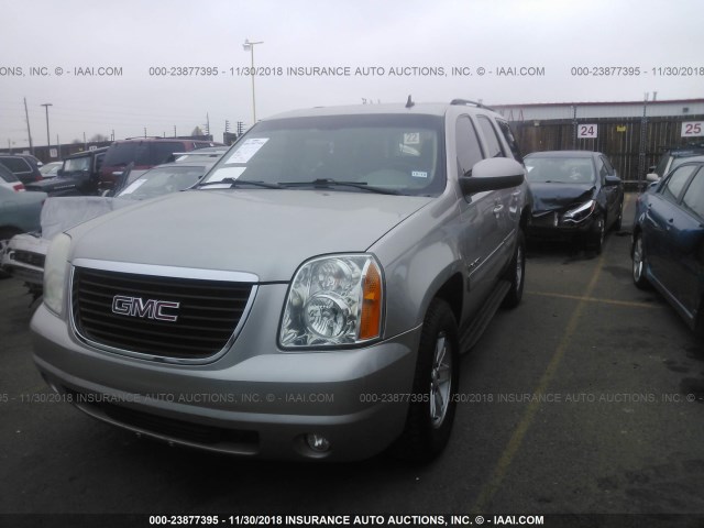 1GKFC23C19R135410 - 2009 GMC YUKON SLE SILVER photo 2