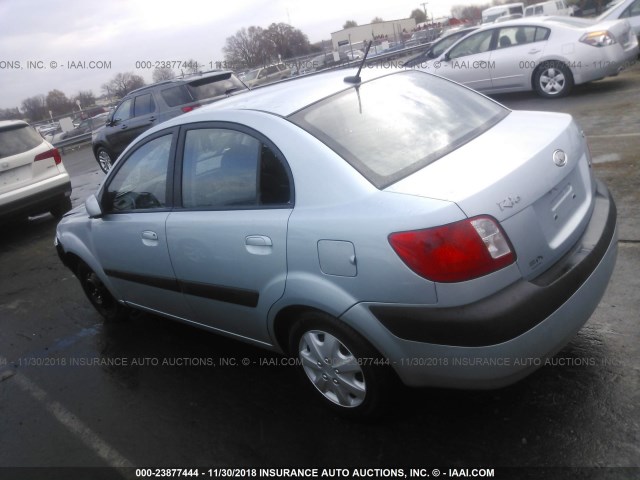 KNADE223X96557690 - 2009 KIA RIO LX/SX SILVER photo 3