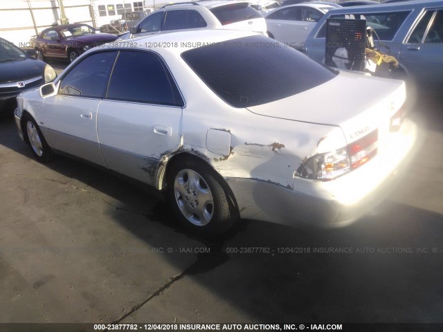 JT8BF28G3Y0260536 - 2000 LEXUS ES 300 WHITE photo 6