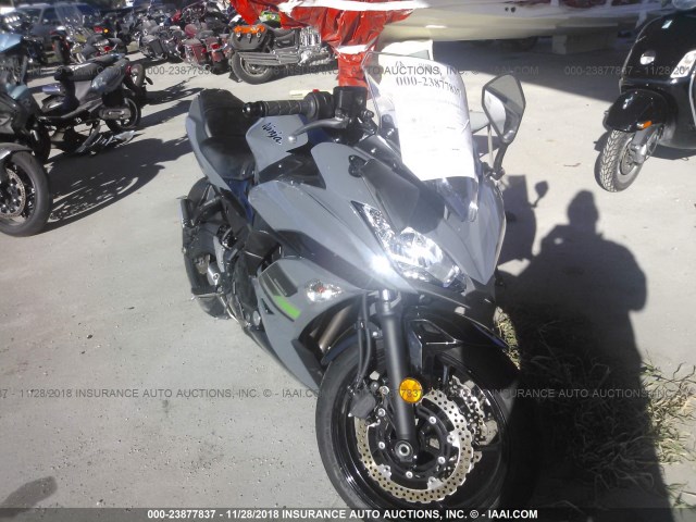 JKAEXEJ13JDA02452 - 2018 KAWASAKI EX650 J ნაცრისფერი ფოტო 1
