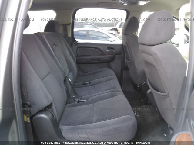 1GKFC16037J241719 - 2007 GMC YUKON XL C1500 GRAY photo 8