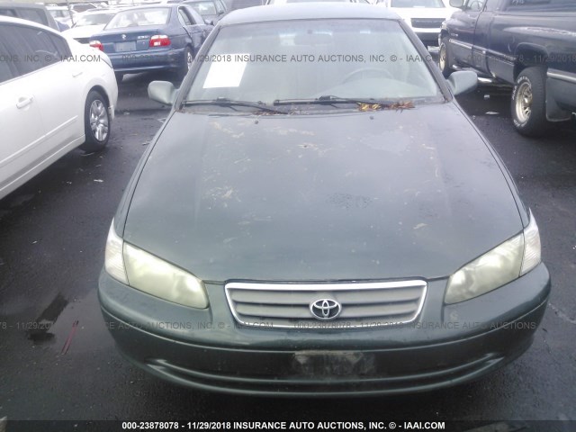 JT2BG22K910567414 - 2001 TOYOTA CAMRY CE/LE/XLE 绿色 照片 6