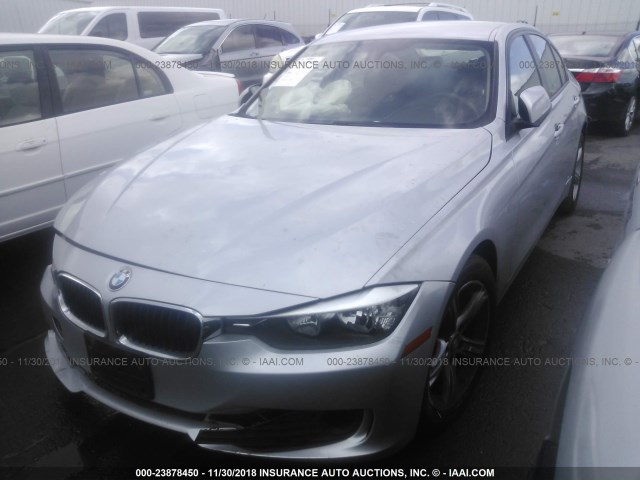 WBA3B1C52EP679110 - 2014 BMW 320 I SILVER photo 2