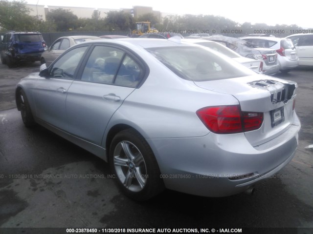 WBA3B1C52EP679110 - 2014 BMW 320 I SILVER photo 3