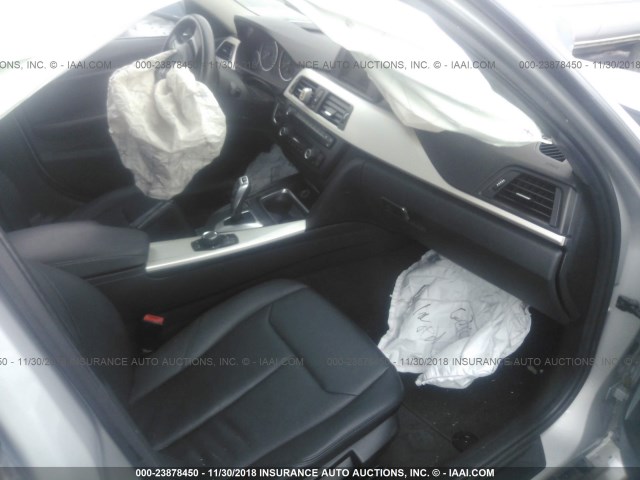 WBA3B1C52EP679110 - 2014 BMW 320 I SILVER photo 5