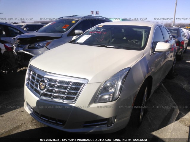 2G61P5S3XD9132671 - 2013 CADILLAC XTS LUXURY COLLECTION WHITE photo 2