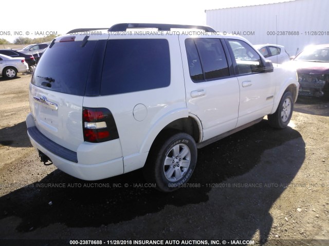 1FMEU63E38UB22730 - 2008 FORD EXPLORER XLT WHITE photo 4