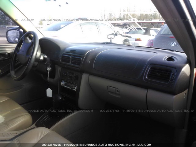 JF1SF6553WH773365 - 1998 SUBARU FORESTER S RED photo 5