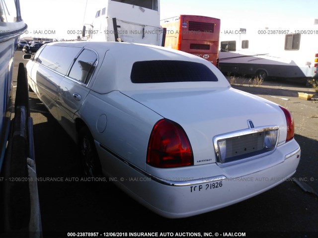 1L1FM88W67Y624934 - 2007 LINCOLN TOWN CAR EXECUTIVE WHITE photo 3