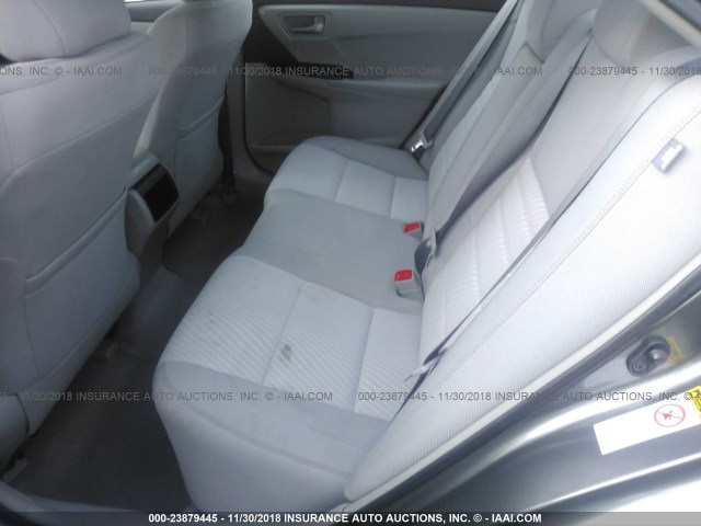 4T1BF1FK9HU312548 - 2017 TOYOTA CAMRY LE/XLE/SE/XSE GRAY photo 8