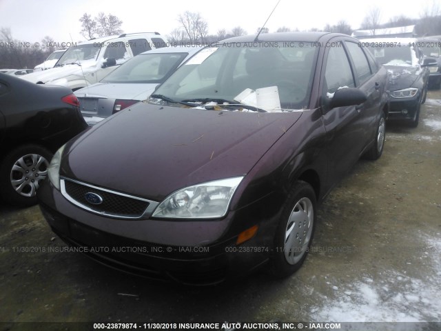 1FAFP34NX7W218487 - 2007 FORD FOCUS ZX4/S/SE/SES MAROON photo 2