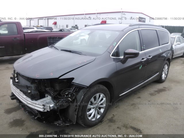 2C4RC1BG6HR613644 - 2017 CHRYSLER PACIFICA TOURING L SILVER photo 2