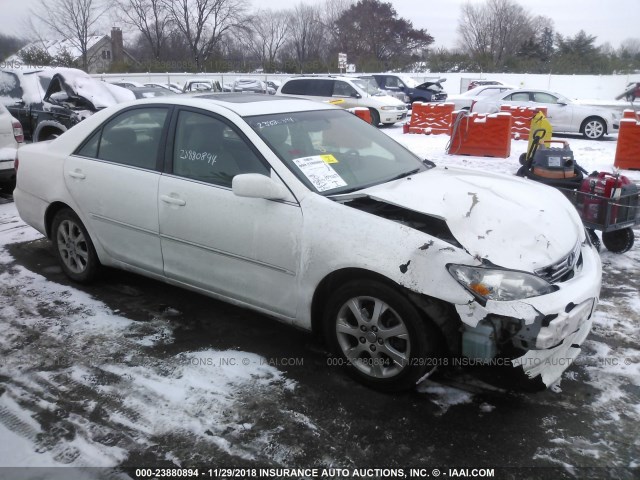 4T1BF30K26U629637 - 2006 TOYOTA CAMRY LE/XLE/SE WHITE photo 1