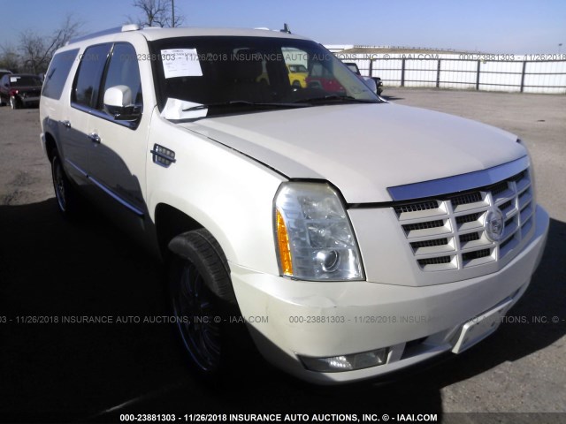 1GYS3HEF7BR101881 - 2011 CADILLAC ESCALADE ESV LUXURY WHITE photo 1