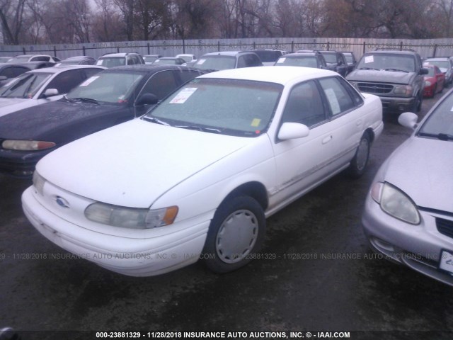 1FALP52U2RA111233 - 1994 FORD TAURUS GL WHITE photo 2