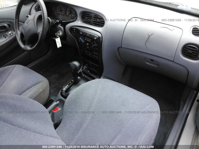 KMHJW35F7YU158613 - 2000 HYUNDAI ELANTRA GLS SILVER photo 5