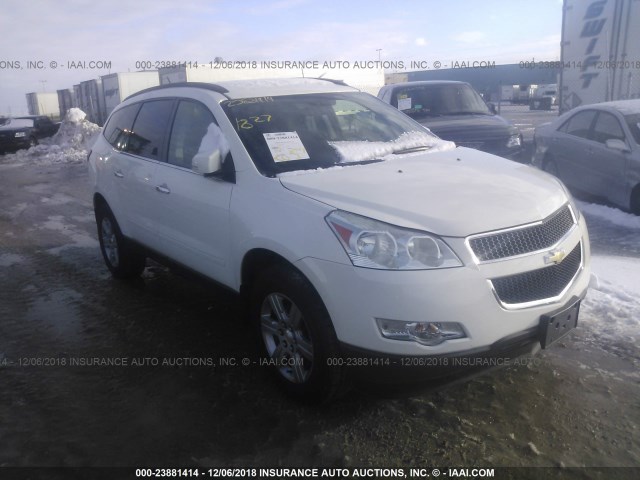 1GNKVGED3BJ136853 - 2011 CHEVROLET TRAVERSE LT WHITE photo 1