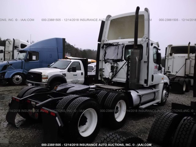 1FUJGEBG5ALAP8888 - 2010 FREIGHTLINER CASCADIA 125  Unknown photo 4