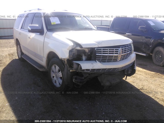 5LMFU28508LJ11564 - 2008 LINCOLN NAVIGATOR Ақ фото 6