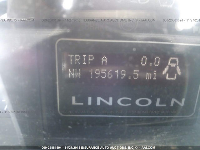 5LMFU28508LJ11564 - 2008 LINCOLN NAVIGATOR Ақ фото 7