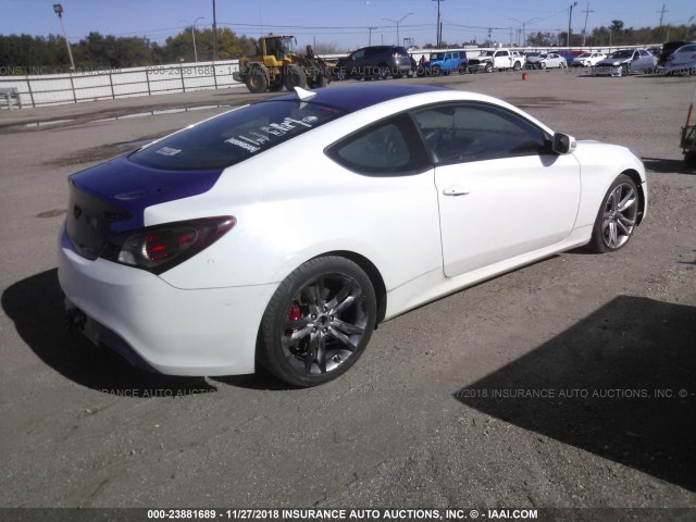 KMHHU6KH6BU065133 - 2011 HYUNDAI GENESIS COUPE  WHITE photo 4