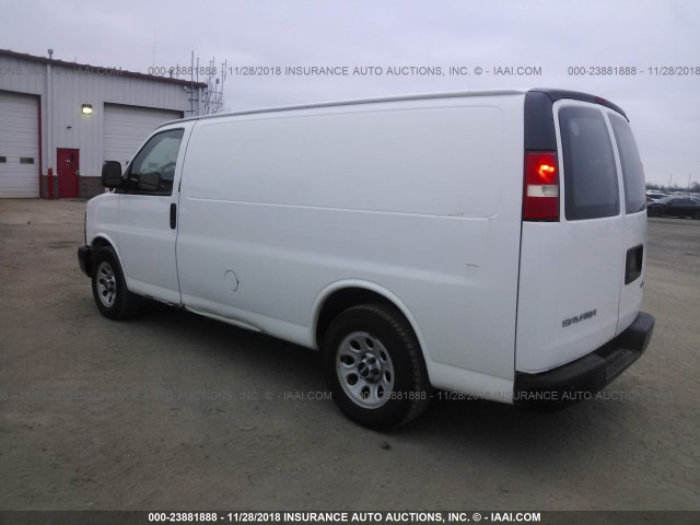 1GTFG15X191106188 - 2009 GMC SAVANA G1500 WHITE photo 3