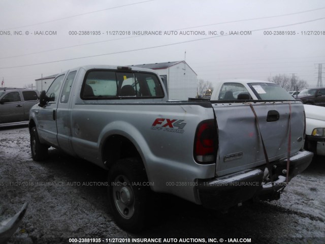 1FTWX31P75EC20281 - 2005 FORD F350 SRW SUPER DUTY SILVER photo 3