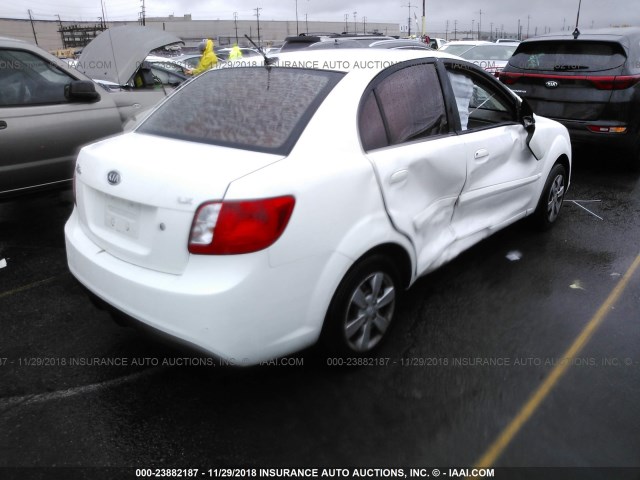 KNADH4A35A6631476 - 2010 KIA RIO LX/SX WHITE photo 4