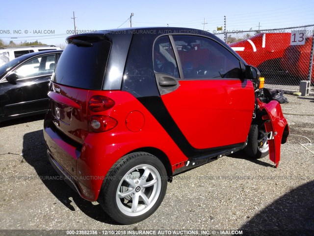 WMEEJ3BA3FK812076 - 2015 SMART FORTWO PURE/PASSION RED photo 4