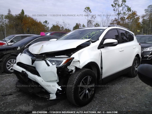 JTMWFREV3JD123612 - 2018 TOYOTA RAV4 ADVENTURE/XLE WHITE photo 2