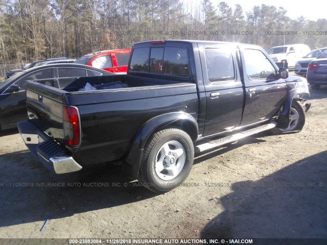 1N6ED27T9YC305767 - 2000 NISSAN FRONTIER CREW CAB XE/CREW CAB SE BLACK photo 4