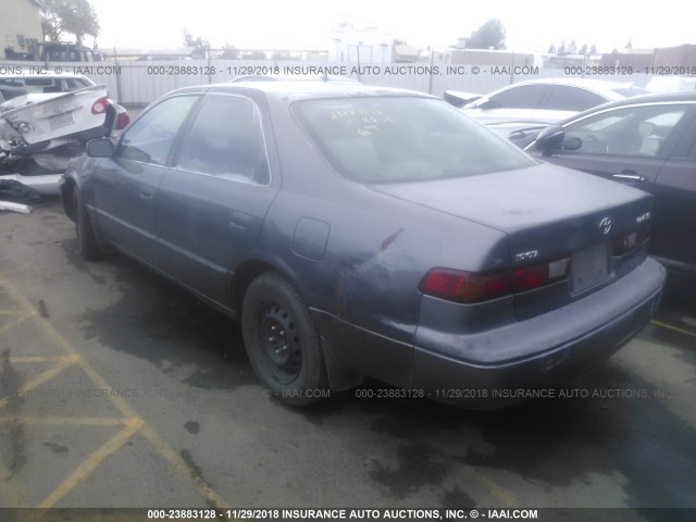 4T1BG28K4XU614179 - 1999 TOYOTA CAMRY CE/LE/XLE 灰色 照片 3