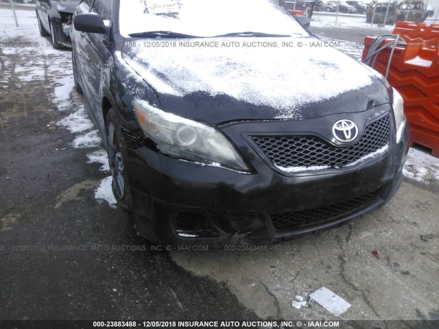 4T1BF3EK5BU130642 - 2011 TOYOTA CAMRY SE/LE/XLE 黑色 照片 6