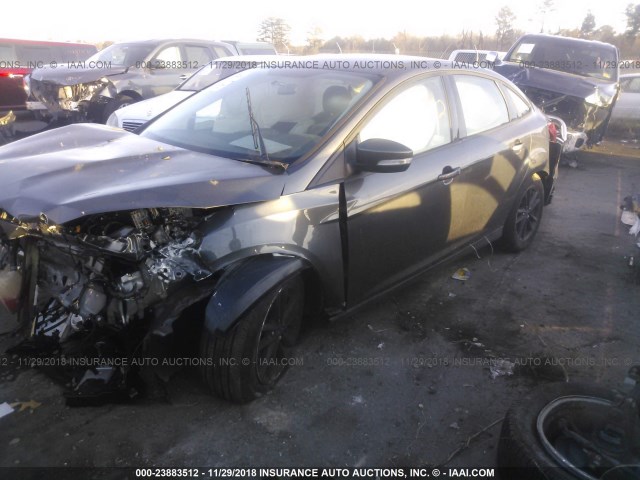 1FADP3F26HL326926 - 2017 FORD FOCUS SE GRAY photo 2