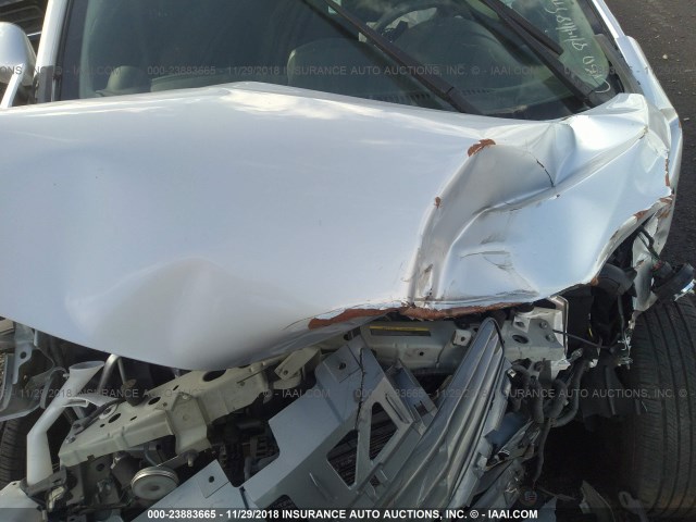 3N1CE2CPXGL398059 - 2016 NISSAN VERSA NOTE S/S PLUS/SV/SL/SR SILVER photo 10