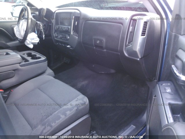 3GCUKREC1HG365474 - 2017 CHEVROLET SILVERADO K1500 LT BLUE photo 5