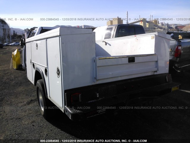 1GD411CG0FF552287 - 2015 GMC SIERRA C3500 WHITE photo 3