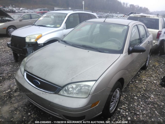 1FAFP34N56W125021 - 2006 FORD FOCUS ZX4 BROWN photo 2