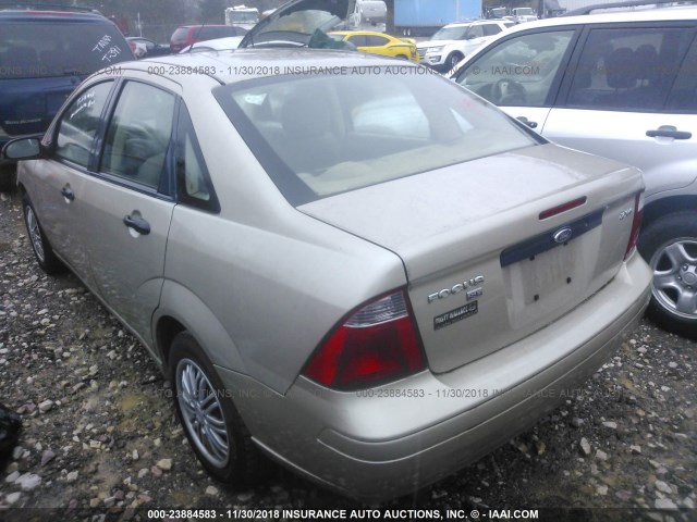 1FAFP34N56W125021 - 2006 FORD FOCUS ZX4 BROWN photo 3