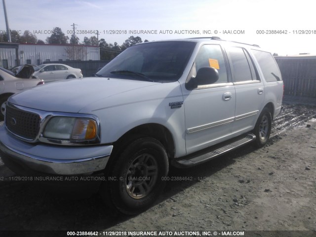 1FMRU15L72LA11756 - 2002 FORD EXPEDITION XLT WHITE photo 2