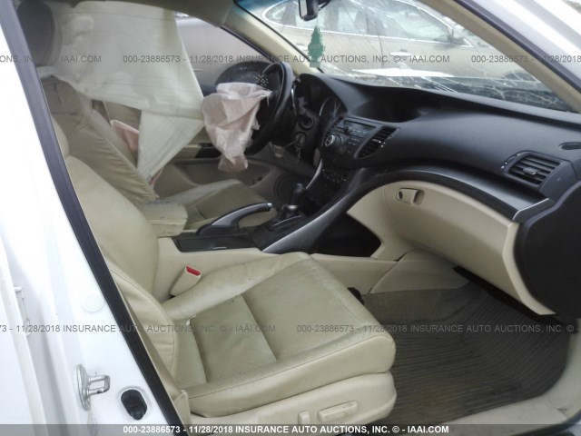 JH4CU2F62CC010250 - 2012 ACURA TSX TECH WHITE photo 5