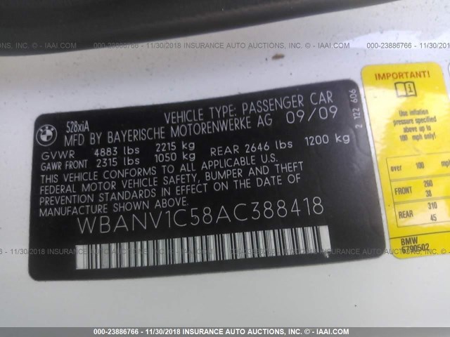 WBANV1C58AC388418 - 2010 BMW 528 XI WHITE photo 9