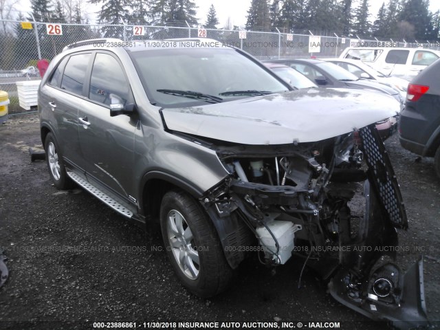 5XYKTDA69DG338054 - 2013 KIA SORENTO LX GOLD photo 1