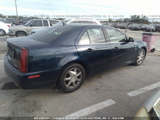 1G6DC67A060194938 - 2006 CADILLAC STS BLUE photo 4