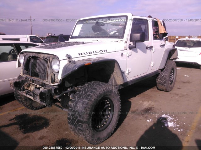 1C4BJWFG7DL513232 - 2013 JEEP WRANGLER UNLIMITE RUBICON WHITE photo 2