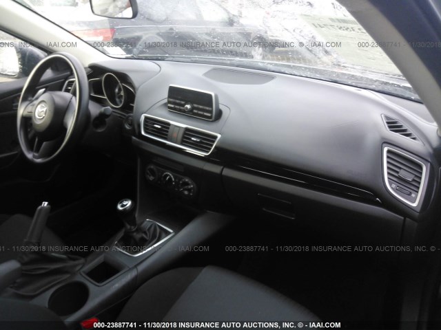 JM1BM1T79F1257981 - 2015 MAZDA 3 SV SILVER photo 5