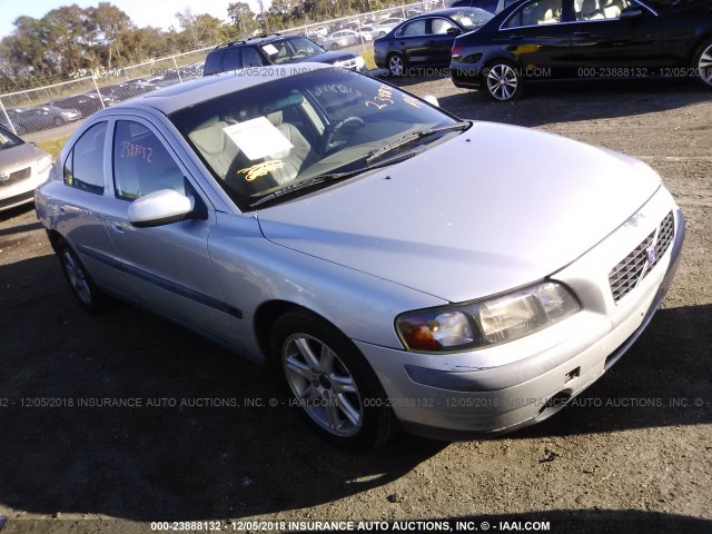 YV1RS61R722097698 - 2002 VOLVO S60 SILVER photo 1