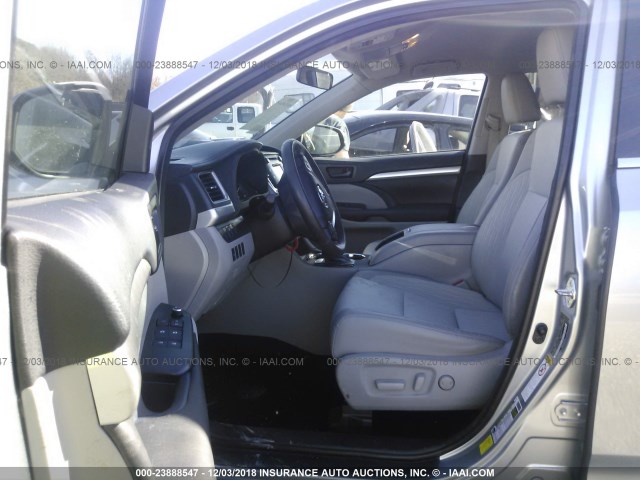5TDBKRFHXFS179710 - 2015 TOYOTA HIGHLANDER LE/LE PLUS SILVER photo 5